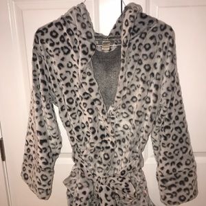 Victoria Secret Pink Leopard Robe